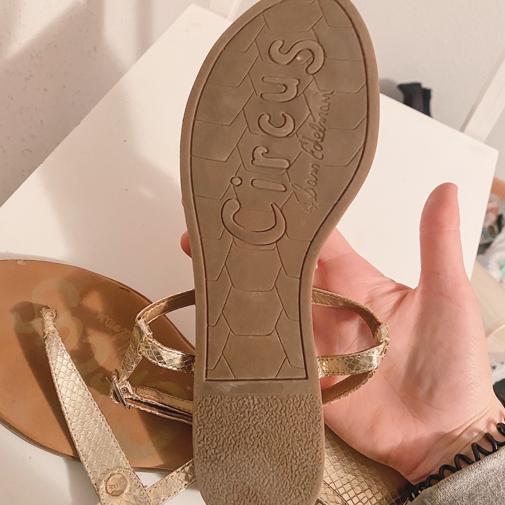 Sandals - Picture 3 of 3